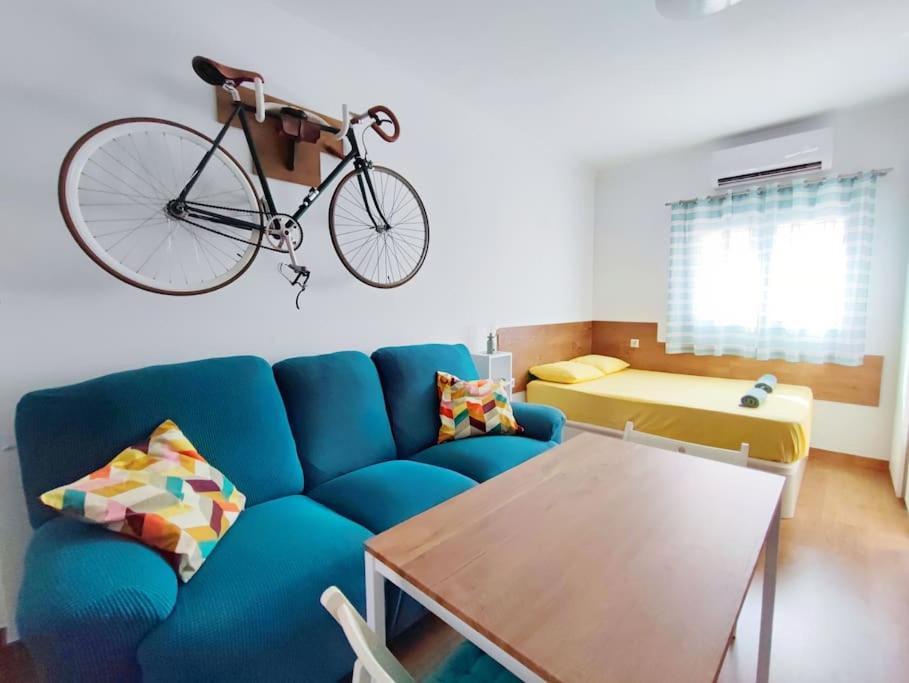 Bright And Quiet Studio In Malaga Bagian luar foto