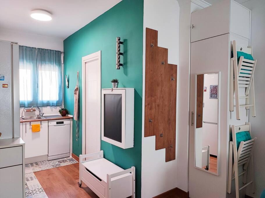 Bright And Quiet Studio In Malaga Bagian luar foto